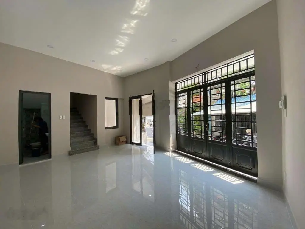 Nhà 2 lầu - Linh Chiểu - sát Võ Ngân Ngân - hẻm oto thông - DT 75m2 SHR hoàn công chuẩn