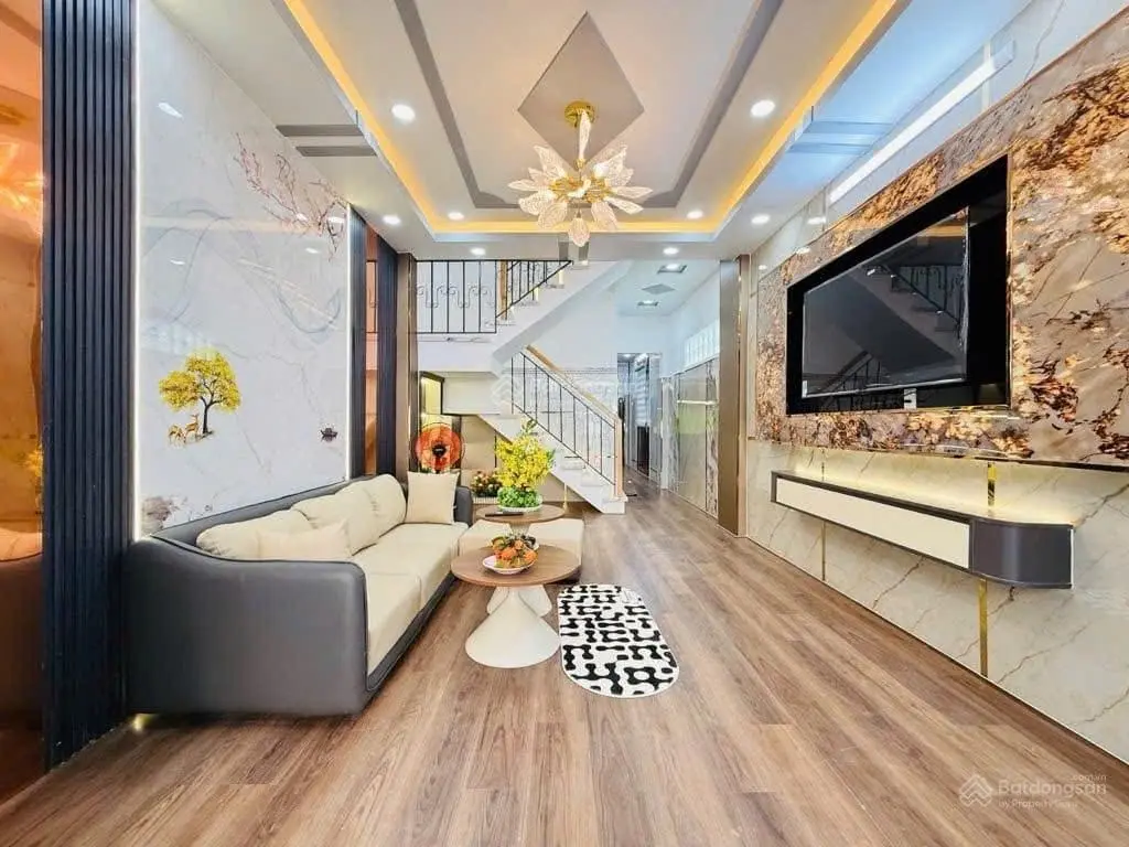 Nhà xinh Gò Vấp hẻm xe tải giá chỉ hơn 3tỷ