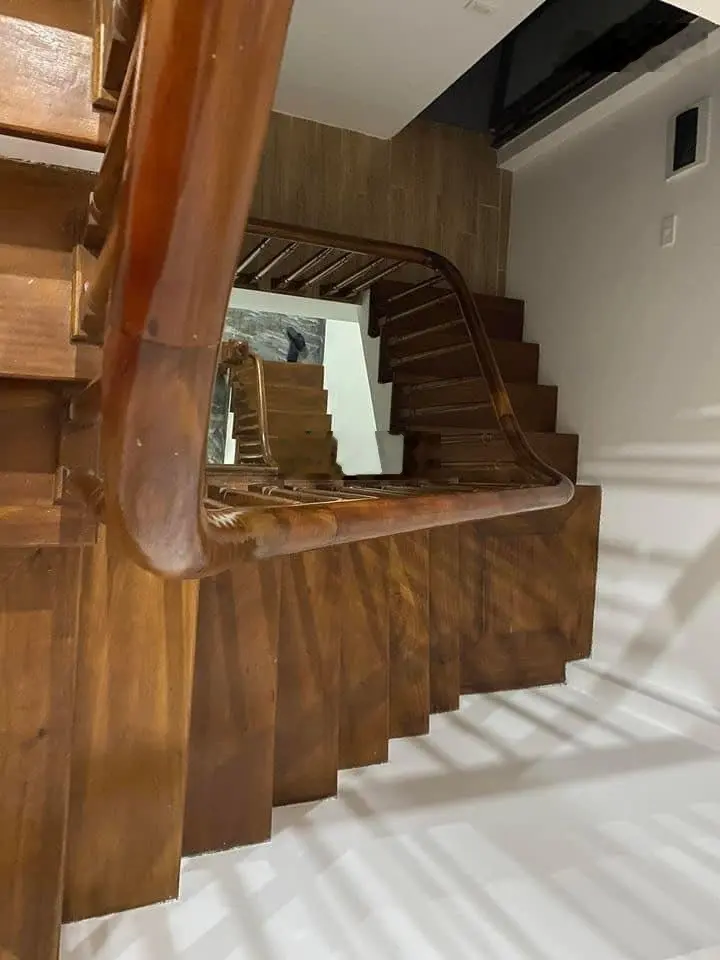 Bán nhà tây mỗ- 44m2- 5 tầng-mt4.5 mét- 2 thoáng- ngõ ô tô- dân xây chắc chắn- dân trí cao- ở sướng
