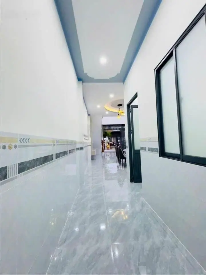 Nhà ngay chợ Bà Hom cũ, 32m2, vuông vức 100% như hình ở ngay SHR full thổ cư