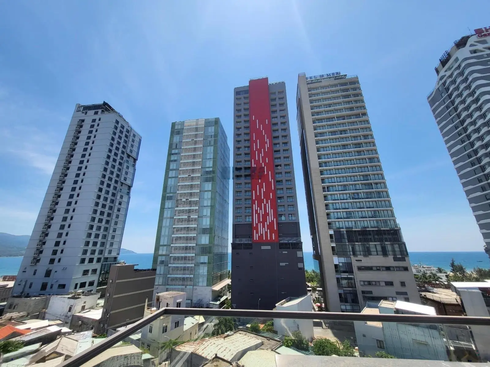 Bán toà căn hộ khách sạn ven biển Đà Nẵng với view biển và núi tuyệt đẹp Sơn Trà, 91m2
