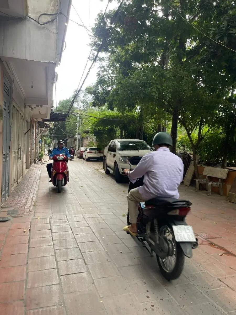 Bán Gấp mảnh đất siêu hiếm cầu Diễn 142m hai mặt ngõ ô tô dân cư đông đúc dân trí cao