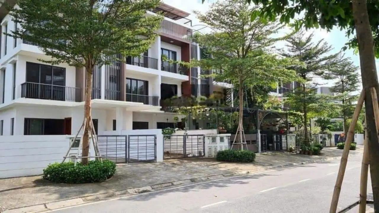 Tôi Hùng chính chủ bán 2 căn LK GAMUDA ST5 và ST4 SỔ ĐỎ 115m2 /giá 2x tỷ 0822 335 ***