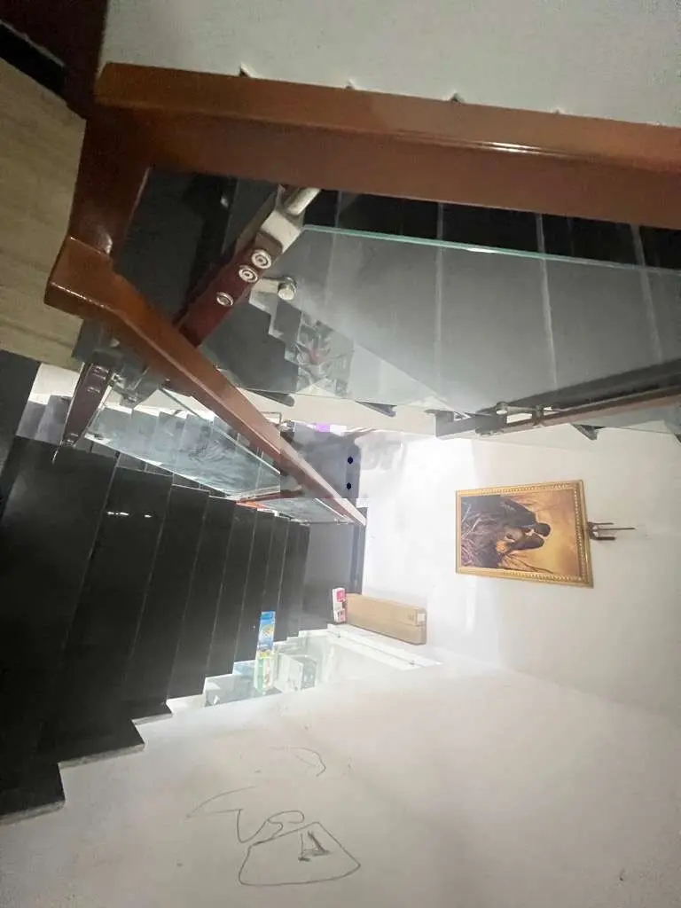 Bán nhà linh đông vị trí đẹp pháp lý rõ ràng nhà đẹp nhà mới