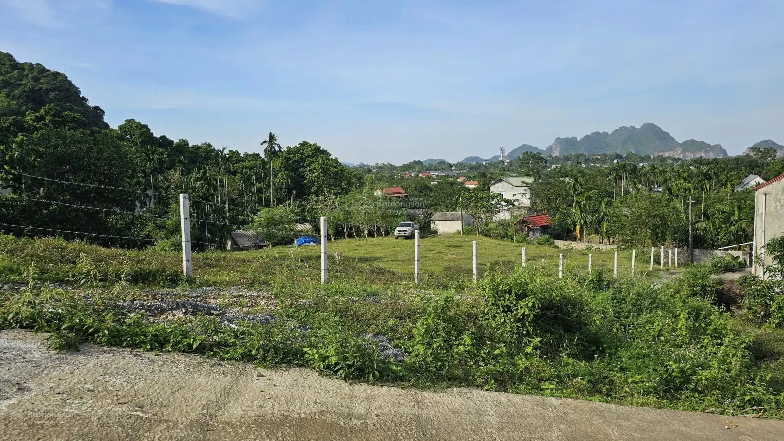Chính chủ gửi em bán lô đất view cực đẹp, phù hợp làm homestay, ngay đường lên đồi bù núi bé