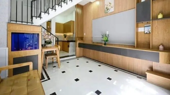 Nhà đẹp cho thuê 15tr/tháng đường Sư Vạn Hạnh gần BigC Miền Đông DT: 49m2, sổ sẵn, giá 3tỷ350