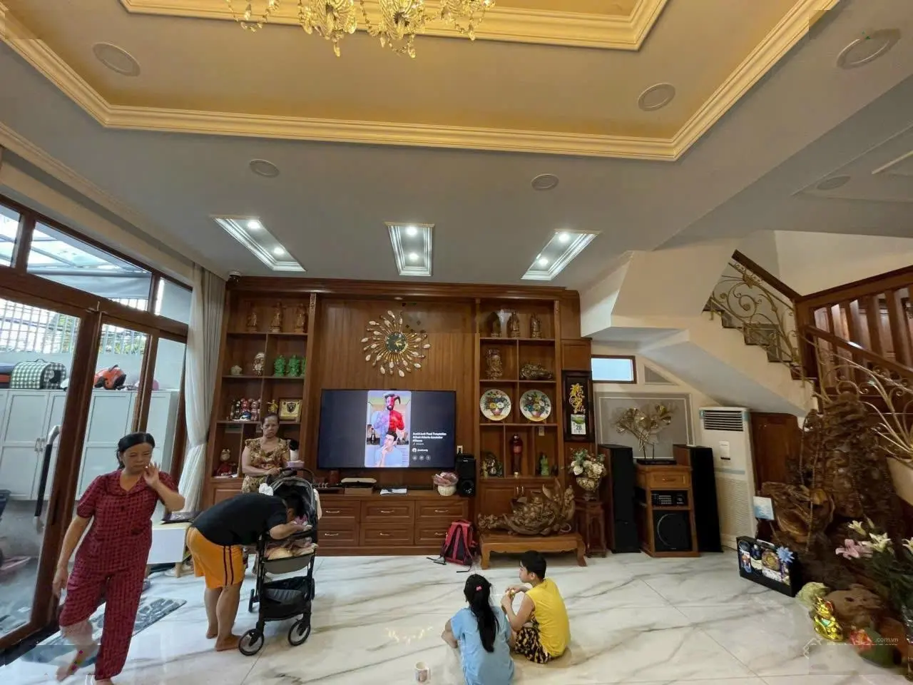 Bán khách sạn mặt tiền đường số Võ Văn Ngân, trung tâm TP Thủ Đức