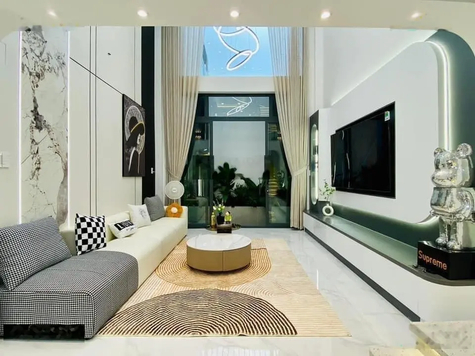 Sở hữu nhà mặt tiền KD gần chợ Bình Chánh - nhà mới đẹp 1trệt 1lầu - 5x20m - siêu đẹp