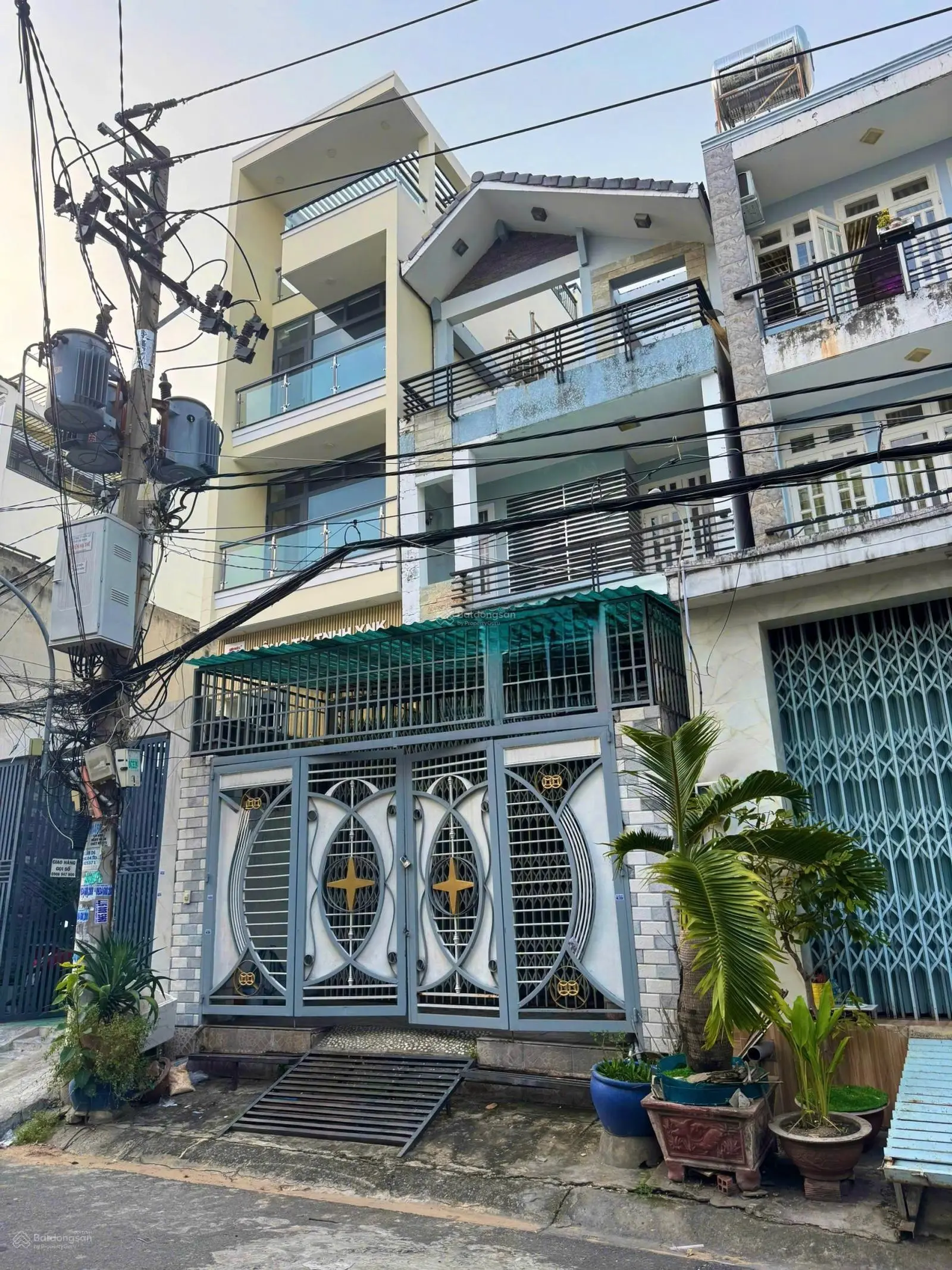 Nhà 2 lầu 94m2 (5.3x18) đường đẹp 12m Bình Phú 1 Q. 6