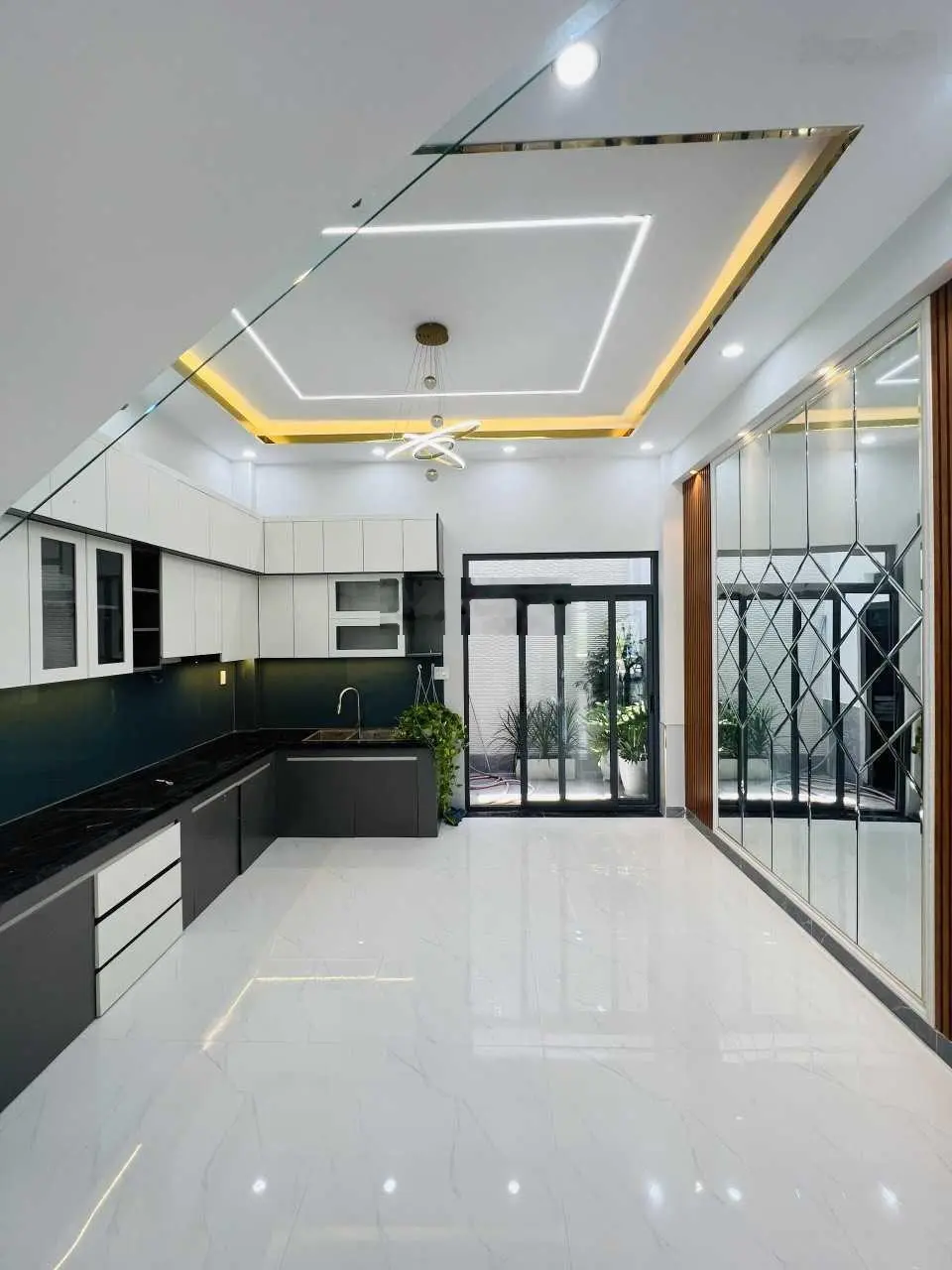 Bán nhà chính chủ sổ hồng riêng có hoàn công ngay khu nhà ở Thanh Bình kế chợ 434