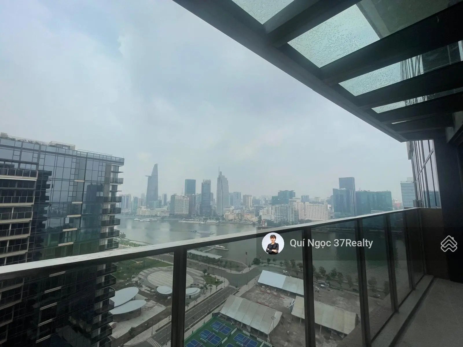 Bán cặp Penthouse Opera cực hiếm