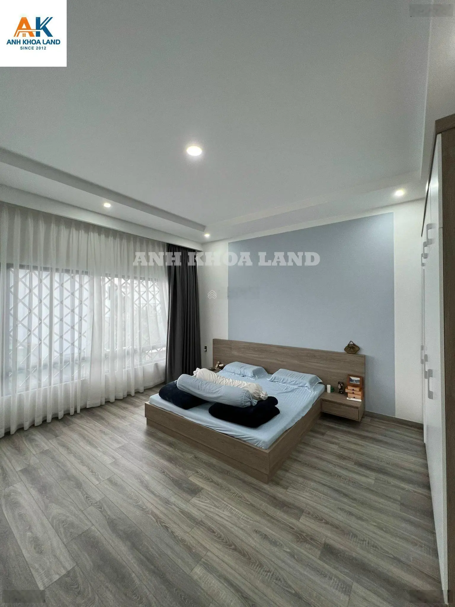 Nhà mặt tiền 1t1l đường cầu xây 2-sát hoàng hữu nam 2 xe hơi ngủ trong nhà-dt 160m2 giá 12tỷ