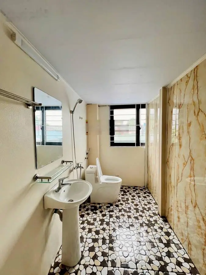 Bán nhà 30 Ái Sơn, Phường Đông Hải - sẵn ở, giá tốt!