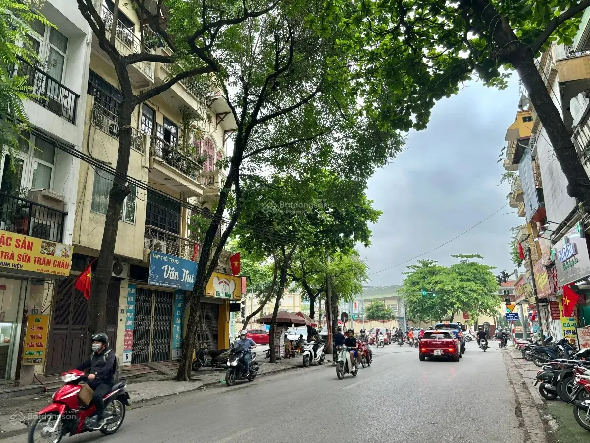 Bán nhà mặt phố Hoàng Văn Thái, Thanh Xuân. Diện tích 88m2