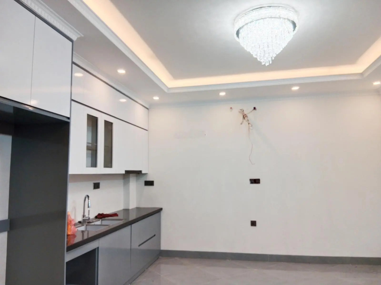 Nhà Đẹp Thang Máy Phố VIP Thái Hà, Đống Đa 33m, 6 tầng, mt 7m, giá 13.2 tỷ.
