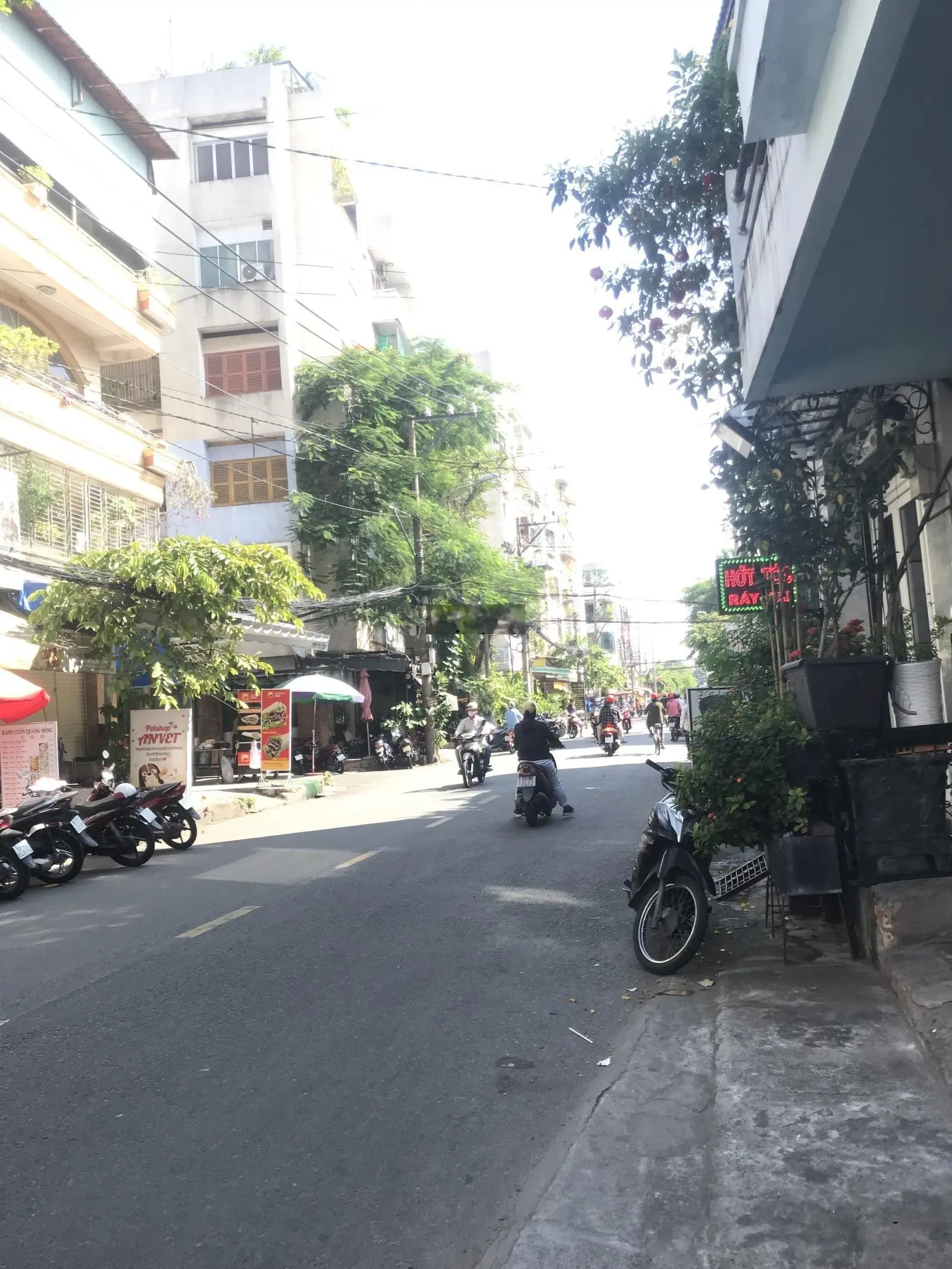 Bán nhà mặt tiền Cư Xá Quận 11, DT: 9 x 18 m, giá 33.5 tỷ