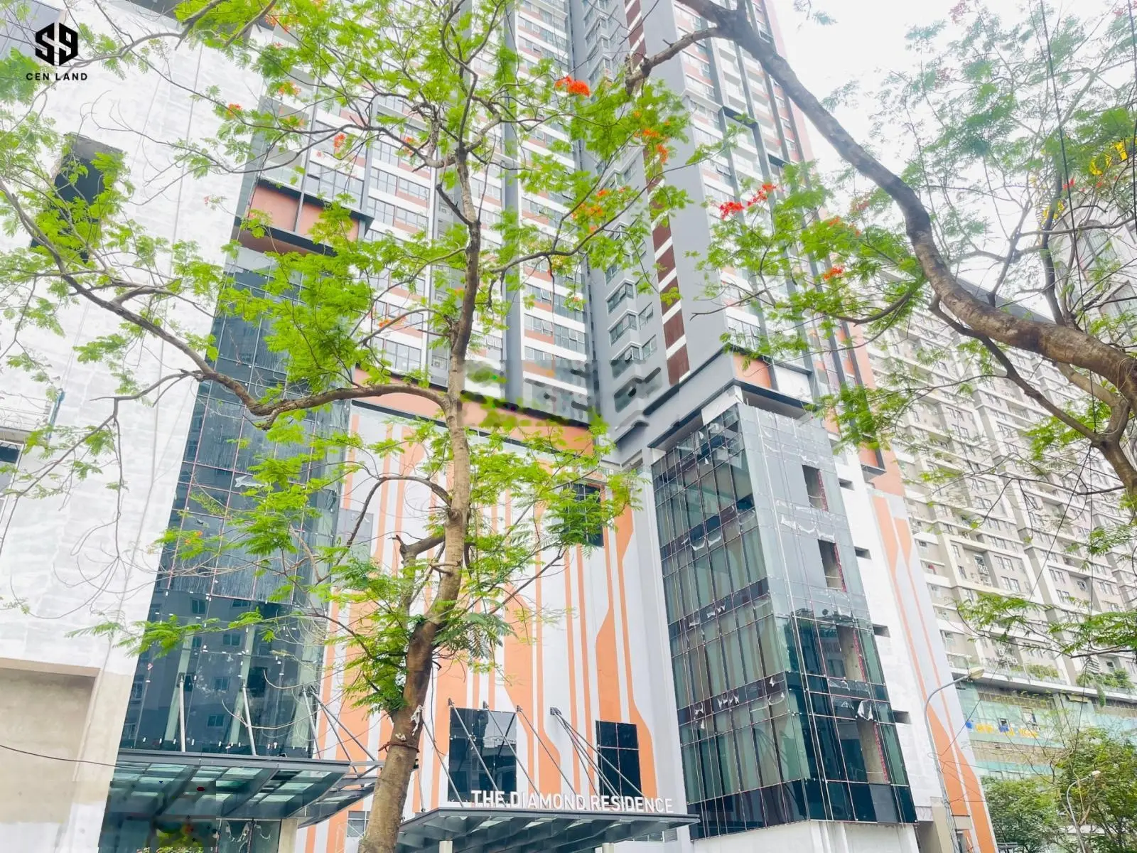 Bán căn góc 201m2 4 phòng ngủ ban công Đông Nam cực rộng có suất đỗ ô tô trung tâm Thanh Xuân