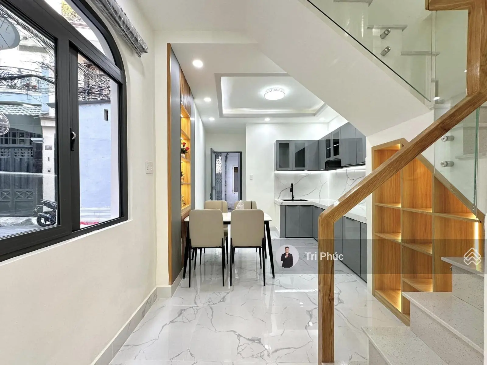 Nhà Đẹp Đón Tết Ngay Ngã Tư Phú Nhuận ,Hẻm Xe Hơi 3 Tầng 4PN Chỉ 6.xty TL
