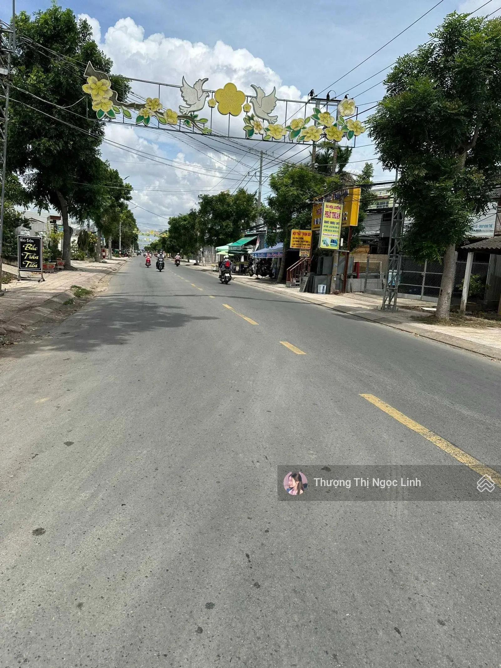 Bán gấp đất MT Nguyễn Văn Tư, gần trường tiểu học phường 7, Bến Tre. 120m2/500tr. SHR, full thổ cư