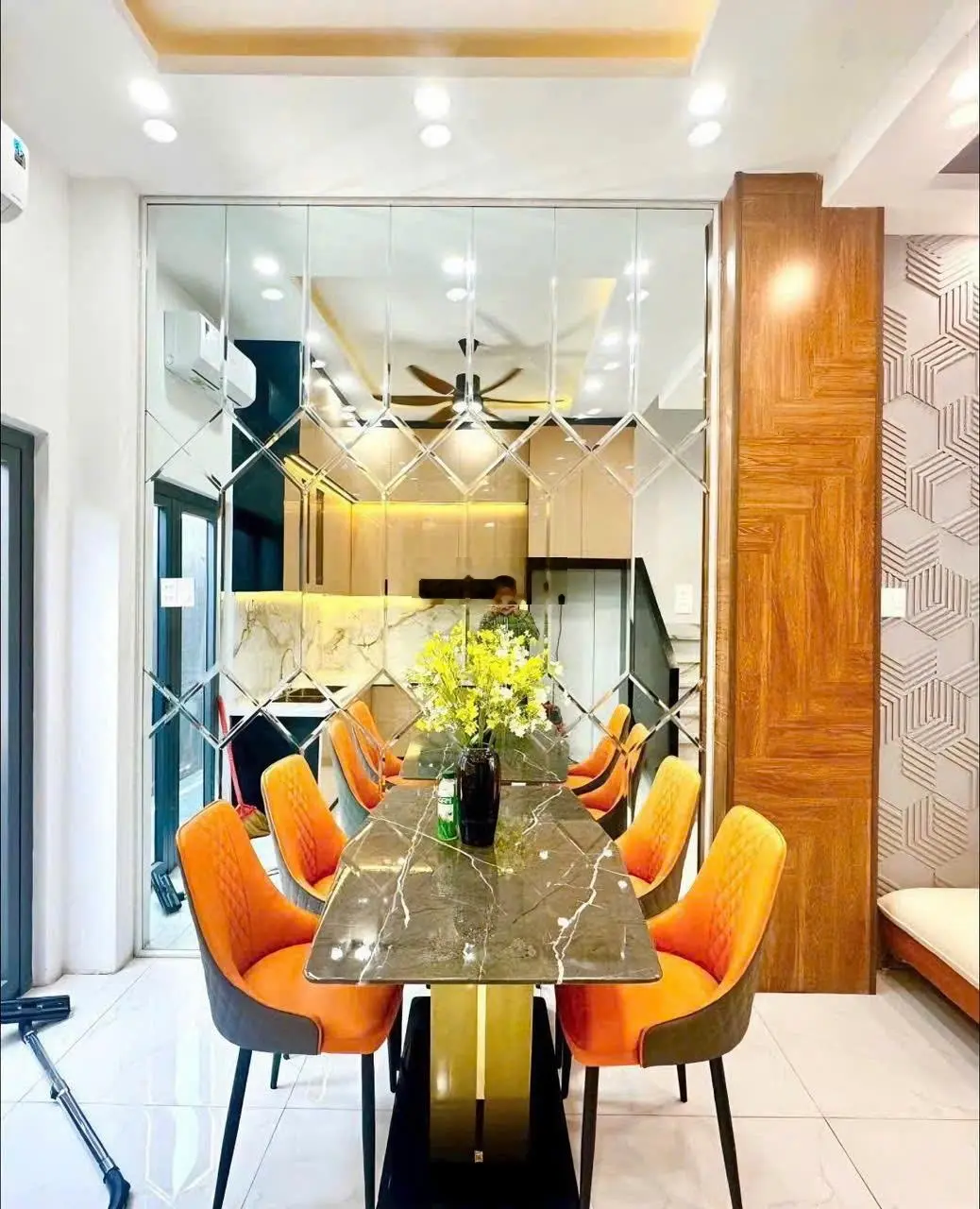 Cần vốn kinh doanh bán gấp nhà đường ĐT743, Thuận An, 81m2, 2tỷ350 - LH 0972436107 em Diễm