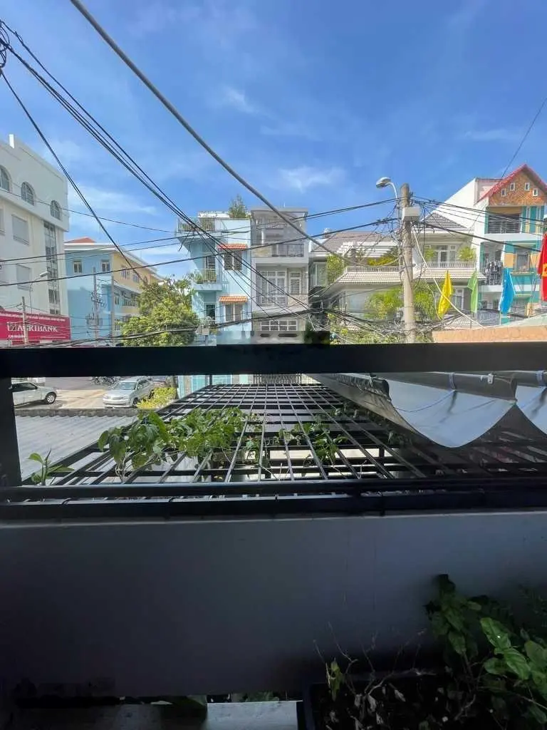 Bán nhà mặt tiền đường đường khu Cư Xá Ngân Hàng, diện tích 80 mét, đang cho thuê, giá 13 tỷ x