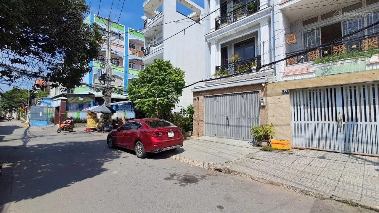 Bán nhà MT đường xe tải tránh, CoopMart Bình Triệu, 5x20m, sổ riêng, giá 9.6 tỷ