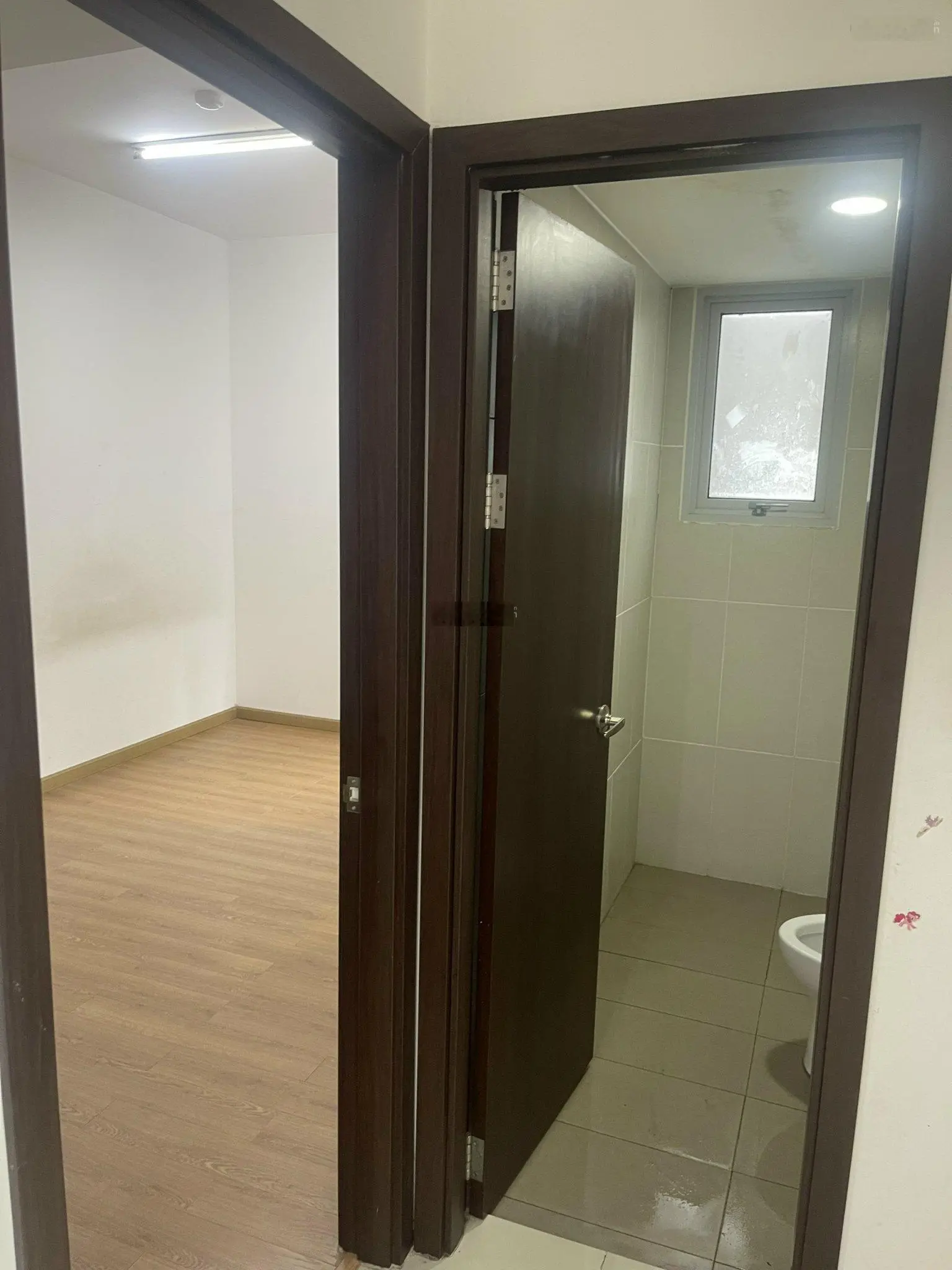 Bán gấp Ruby 3PN - 2WC (93m2) đã có sổ hồng, thoáng mát chỉ 3,550 tỷ