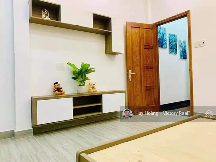 Bán nhà gần MT Đất Thánh - giáp Q.10, DT: 4.2x16m (CN 65m²), 3 Tầng, 4PN, giá 8.5 tỷ TL