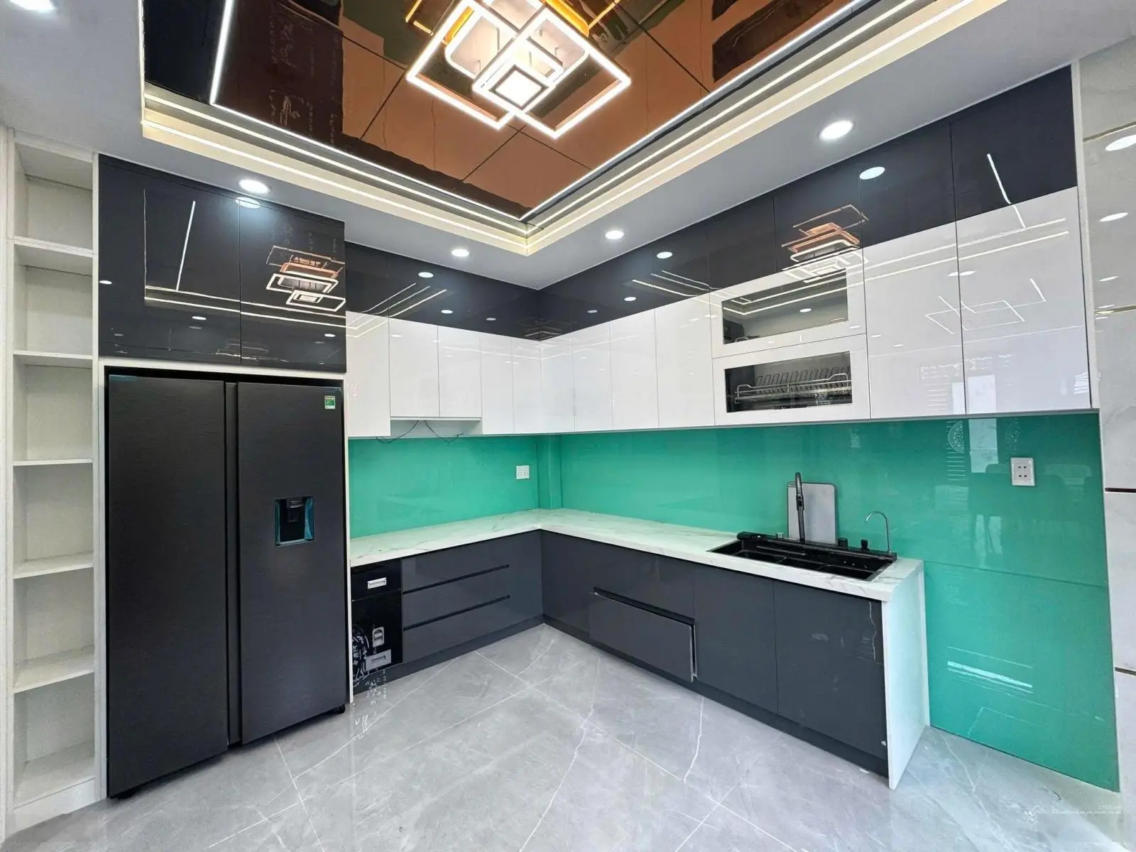 Căn góc siêu vị trí đường mã lò 4x14m nội thất cao cấp nhà xây 5 tầng mới giá chỉ 8.5 tỷ TL
