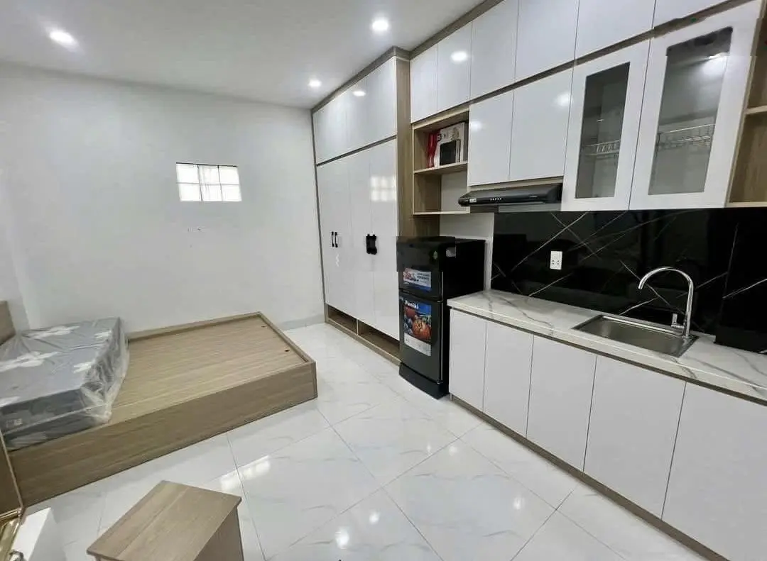 Bán nhà Mỹ Đình, 6 tầng ô thang máy, ô tô tải vào, kinh doanh sầm uất, cho thuê 1,5 tỷ/năm