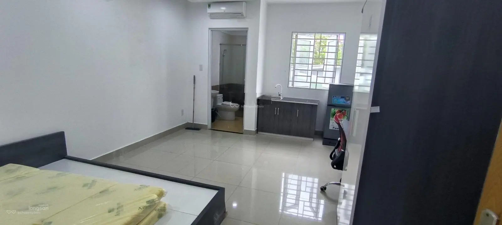 Bán nhà 2 lầu MT Lê Hữu Kiều Quận 2. DTSD 115m2 SHR. Giá chỉ 13 tỷ. LH 0777066878
