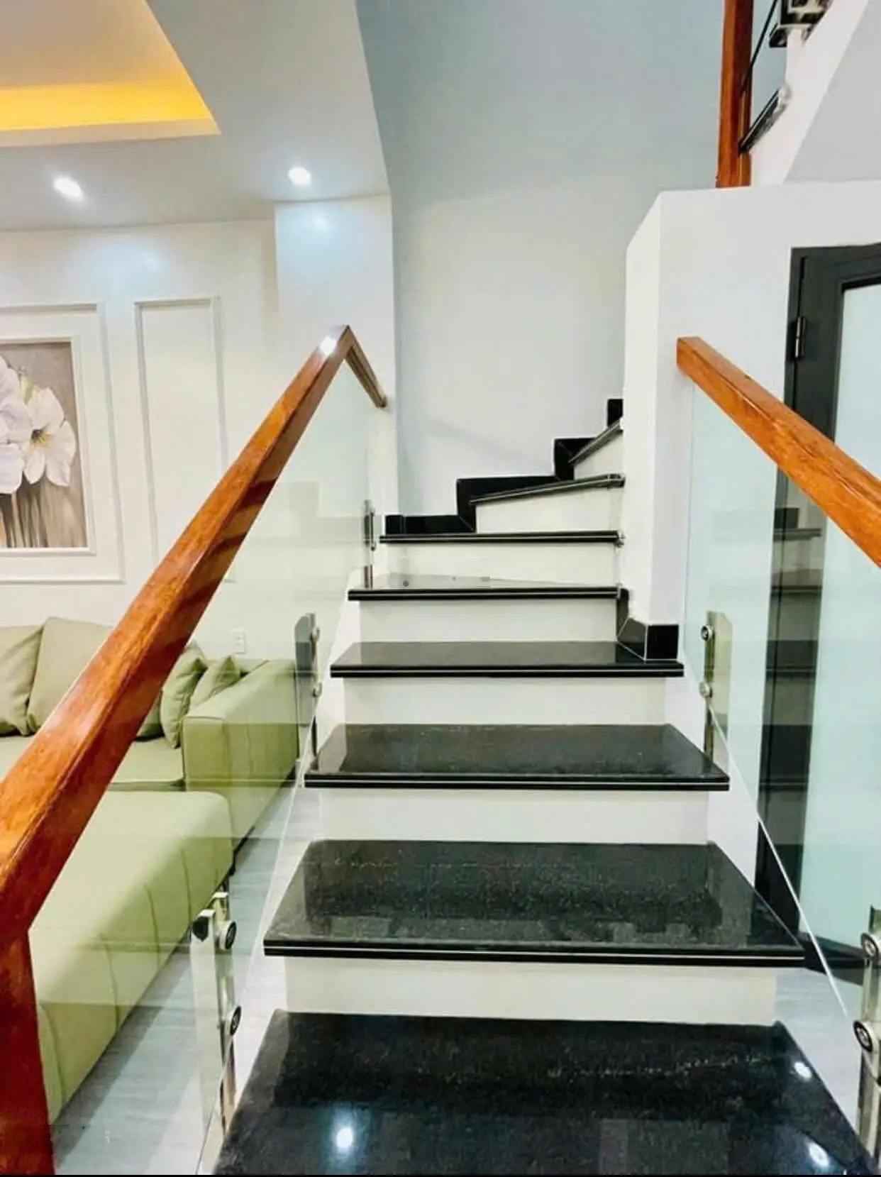Hàng hiếm tại HXH Đ.Số 38, HBC, Thủ Đức Bán gấp 1,890 tỷy với 75m2 SHR 1T1L3PN Gọi Em Đạt Xem Ngay