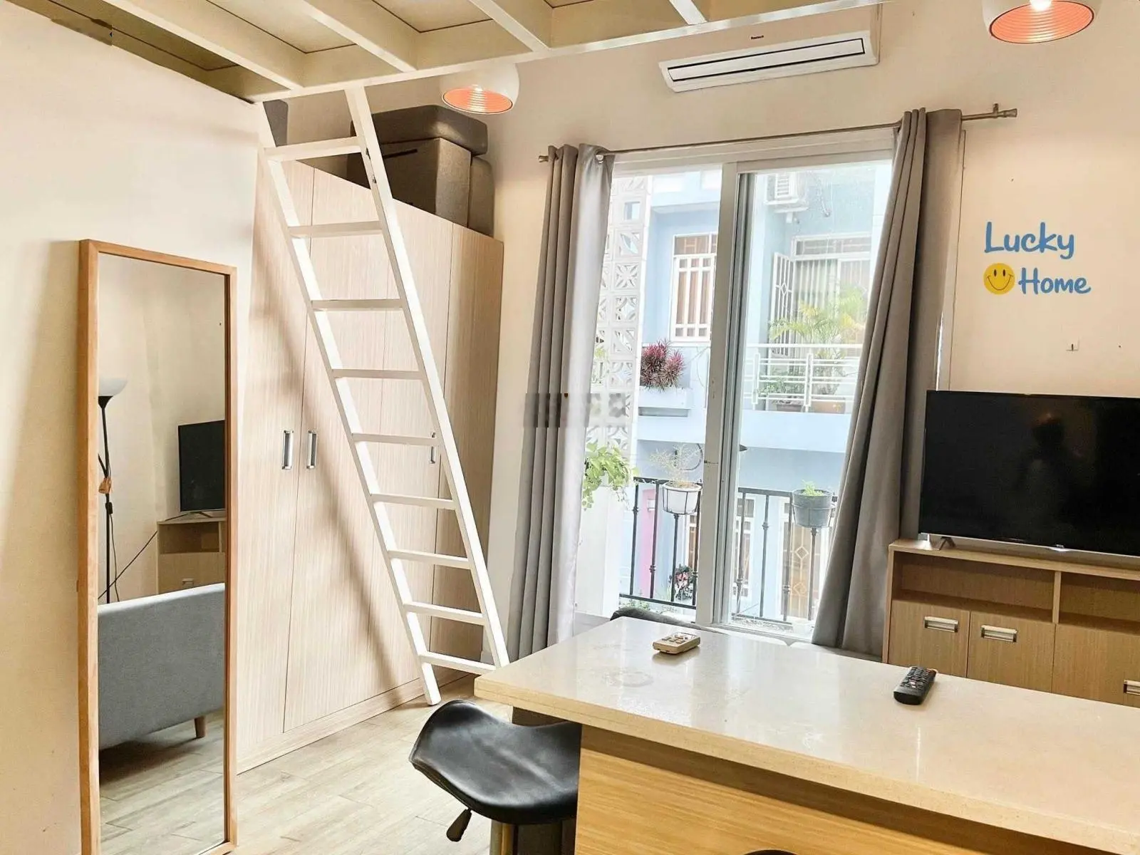 Bán 8 phòng CHDV thu nhập 58tr/ tháng Thảo Điền Q2, 4 lầu, view Landmark cực đẹp, thu nhập cực tốt