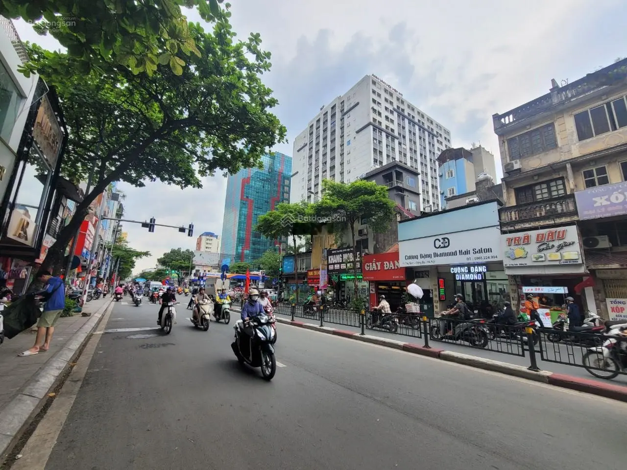 Căn duy nhất - bán nhà lô góc phố Tây Sơn, Quang Trung, Đống Đa 69m2 * mặt tiền 4.5m, ô tô tránh
