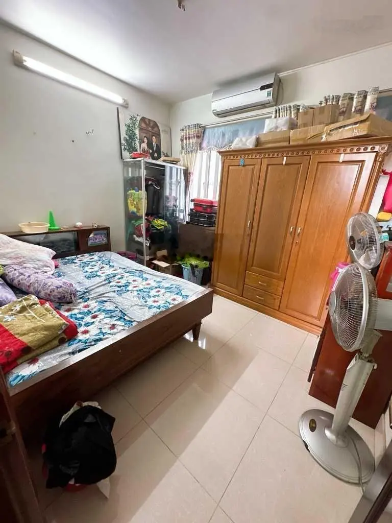 Nhà 2 mặt tiền Khu VIP sân bay Tân Sơn Nhất, 4 tầng, kinh doanh mọi ngành nghề