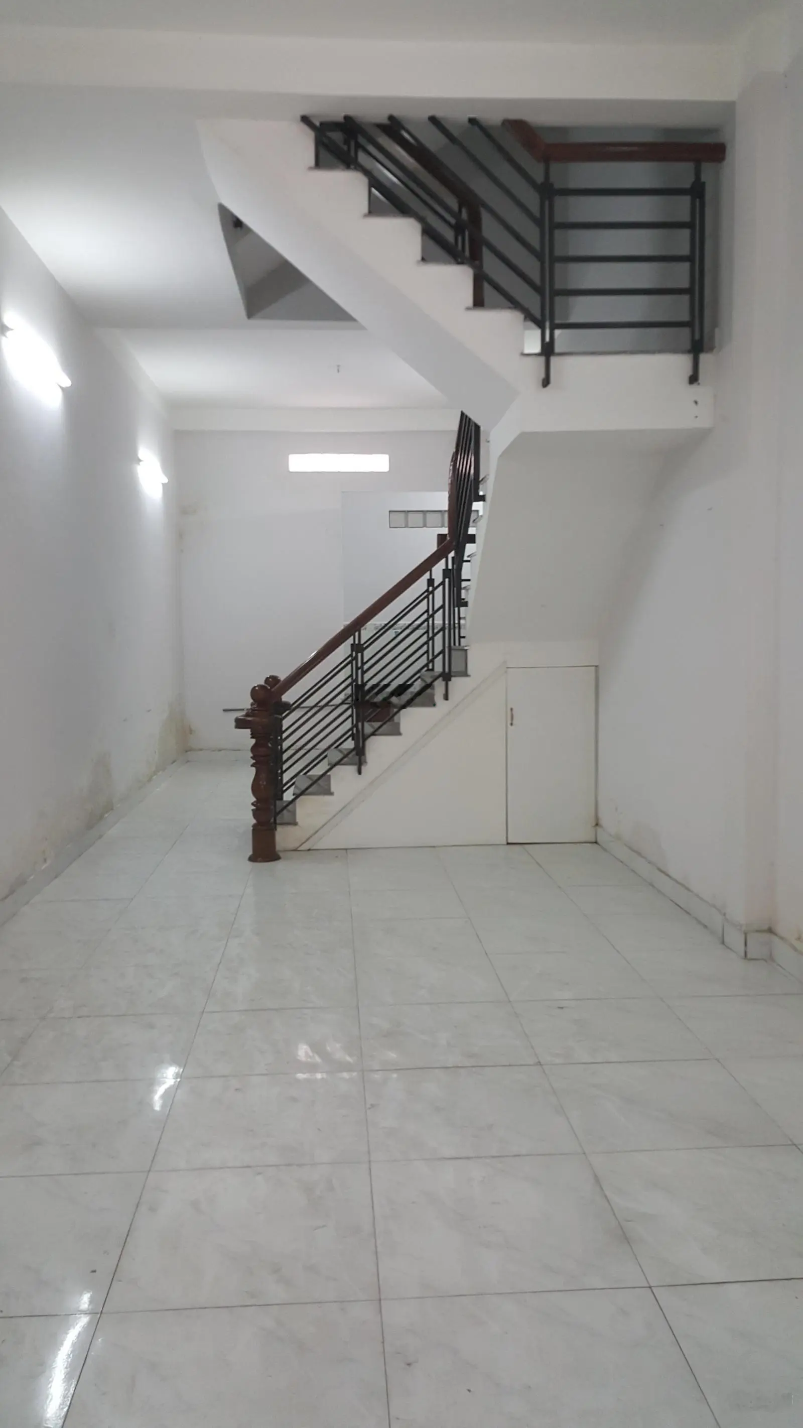Bán nhà khu Tên Lửa căn đôi 8 x 16