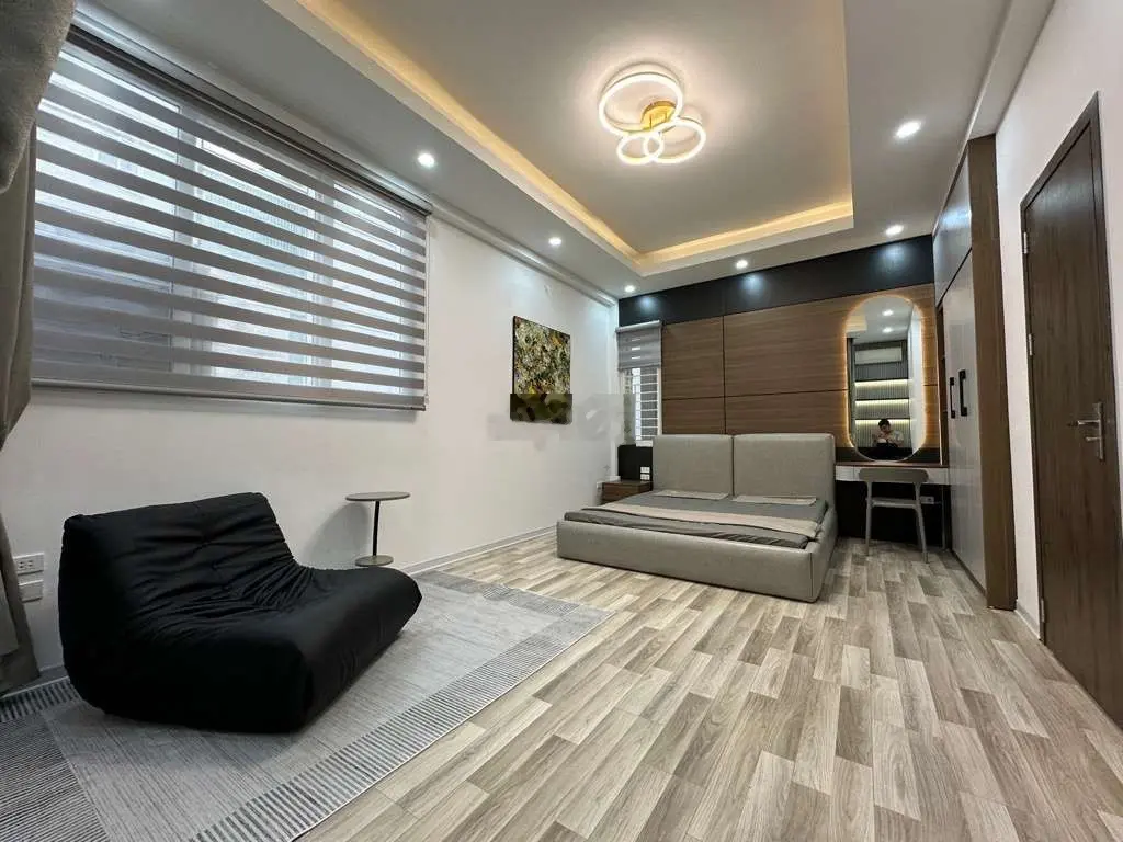 TỔ ẤM TRUNG TÂM ĐỐNG ĐA, 40M2, 5 TẦNG 3 NGỦ, SANG XỊN MỊN, GẦN PHỐ