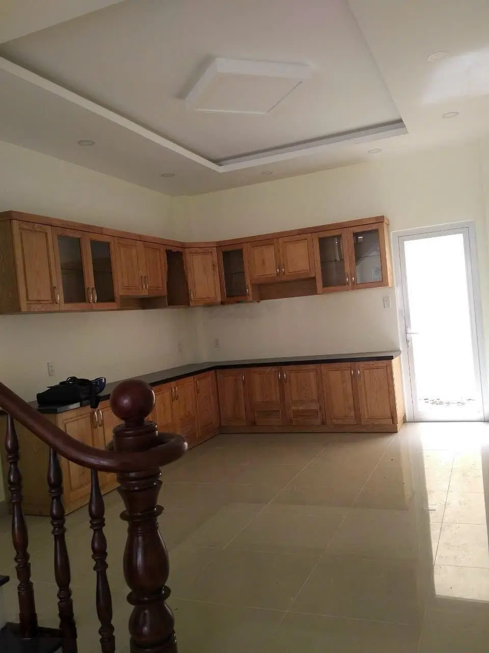 Nhà 4 tầng mặt tiền đường thông Nguyễn Thị Định qua Trương Văn Bang, 95m2 đất, khoán 20 tr/th