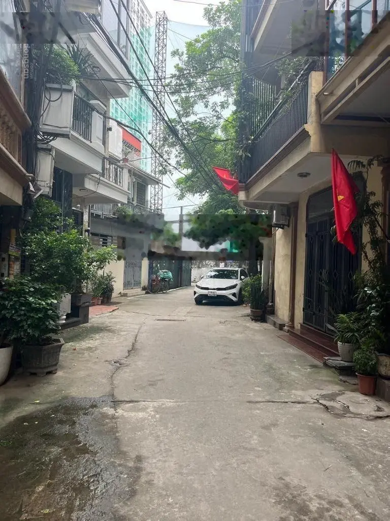 Bán nhà riêng chính chủ 54m2, ô tô tránh vào nhà, phân lô cán bộ phố Đại Từ