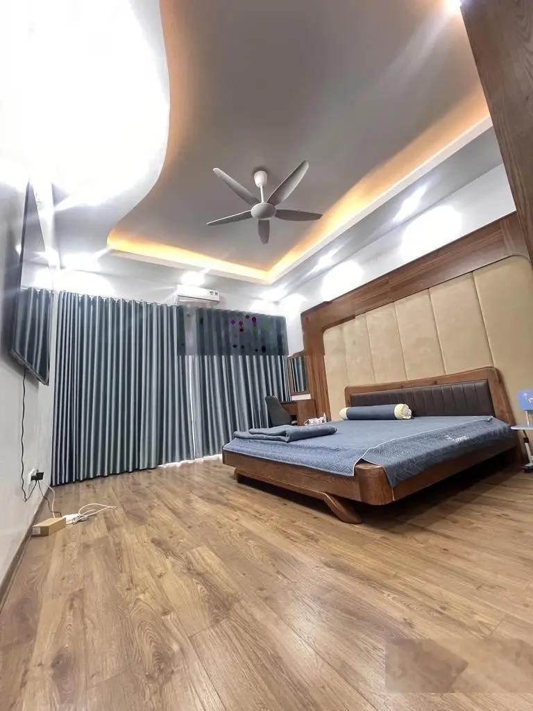 Bán nhà Kim Mã 59m2, mặt ngõ, gần ô tô, full nội thất, thông Giang Văn Minh, giá nhỉnh 15 tỷ