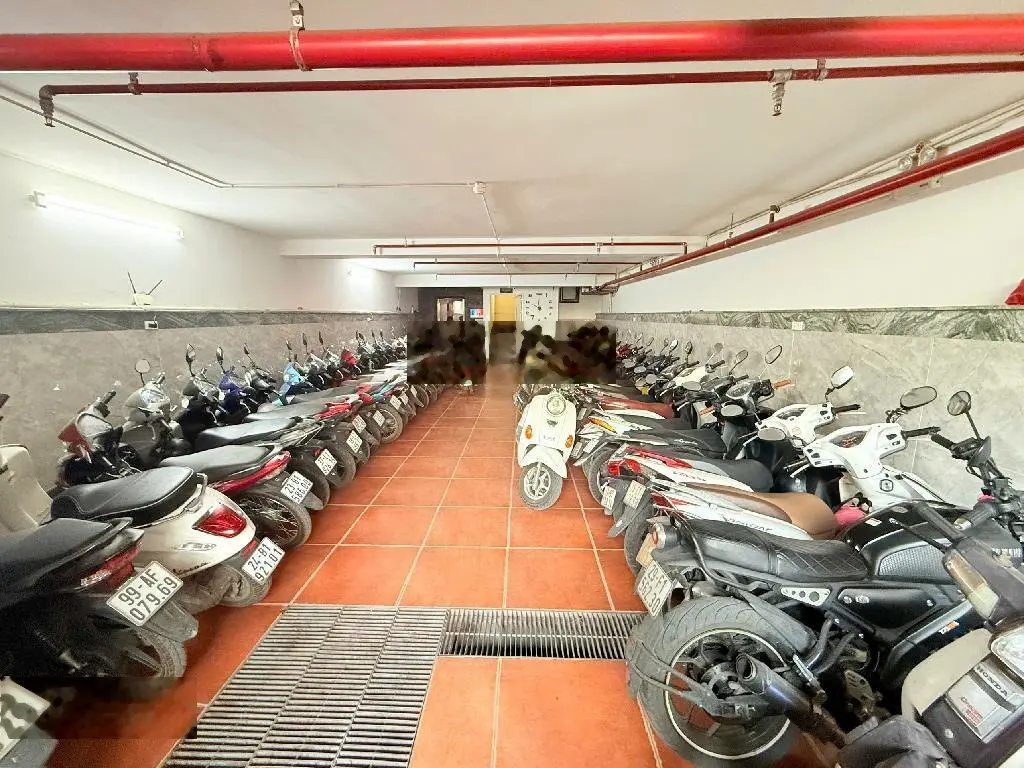 Hot nhất Cầu Giấy- Phố Trần Thái Tông đỉnh cao của các tòa văn phòng công ty 100m2- MT 8m 75 tỷ