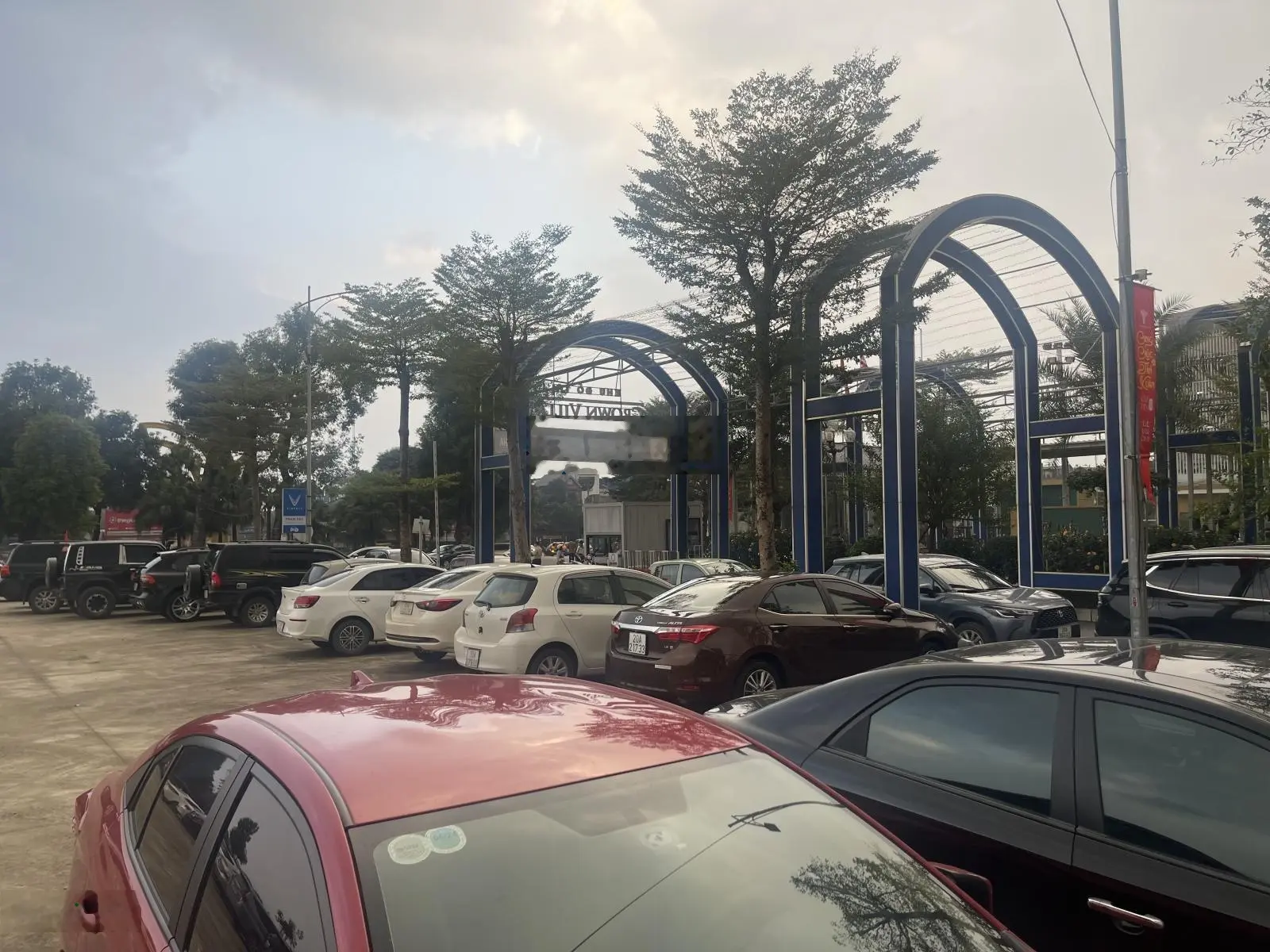Cắt lỗ sâu căn shophouse 108m2 ngay cổng chính vào tại dự án Crown Villas Thái Nguyên giá nhỉnh 5ty