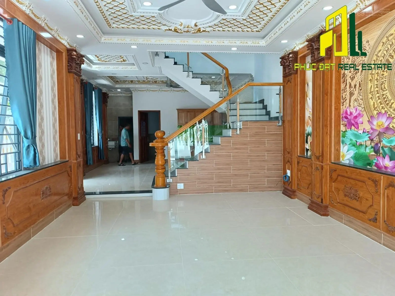 Bán biệt thự DT khủng 153m2 SHR 1 trệt 2 lầu siêu đẹp ngay Song Ngữ Lạc Hồng, liền kề công viên