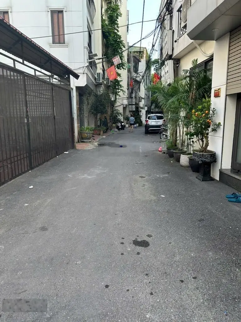 Bán nhà ngõ 462 ngọc thụy phân lô ô tô vào nhà nhà đẹp 4 tầng khu dân trí cao an sinh tuyệt vời