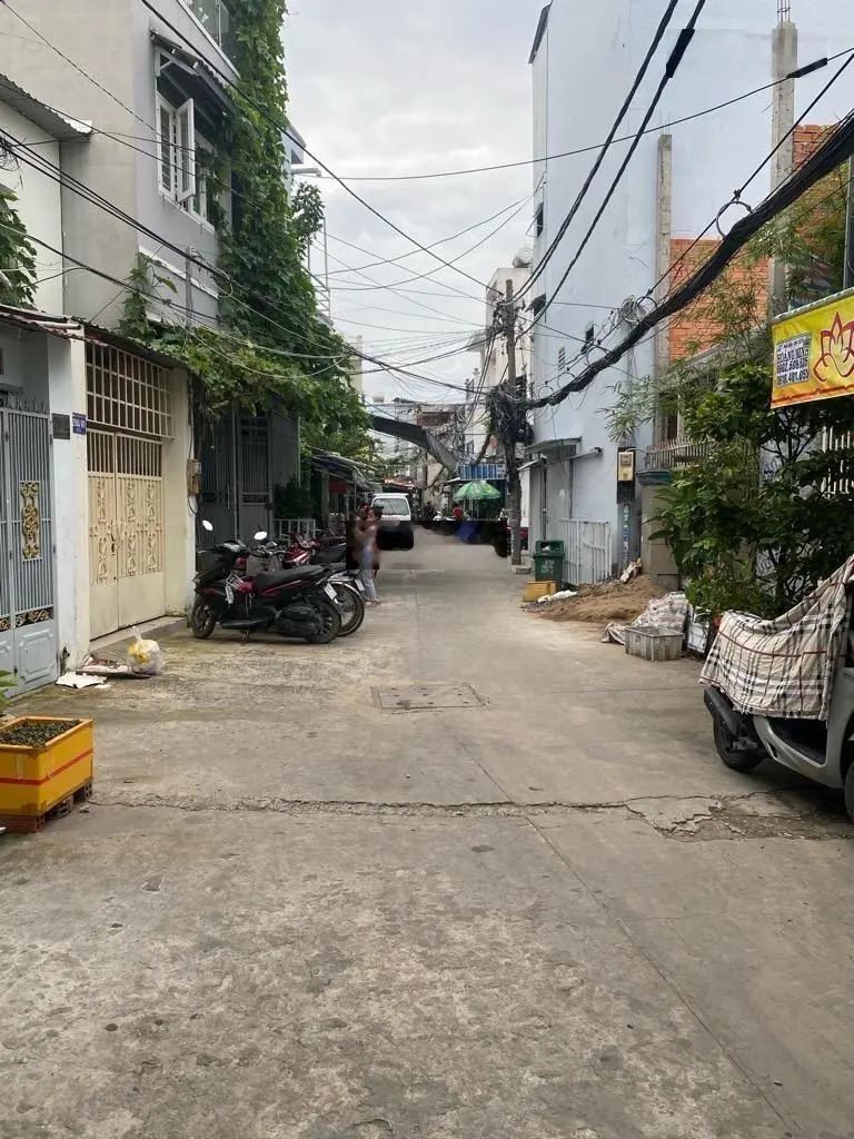 HXH Dương Bá Trạc 68.5m2 (Ngang 4) - giá 5.6 tỷ - 2PN - Nhà mới ngay chân cầu Kênh Xáng (Q8)