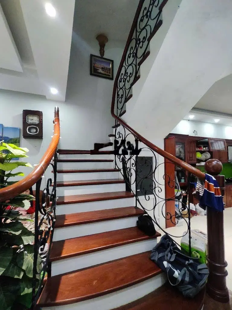 Chủ chuyển lên chung cư, bán biệt thự liền kề Xuân Phương giá chỉ 18,85 tỷ