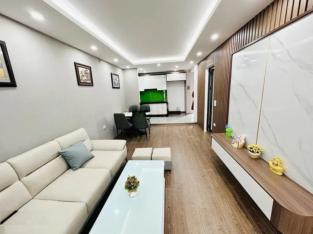 3,1 tỷ . 90m2 .Tập thể Đồng Xa , 3 ngủ , 2WC , 2 ban công