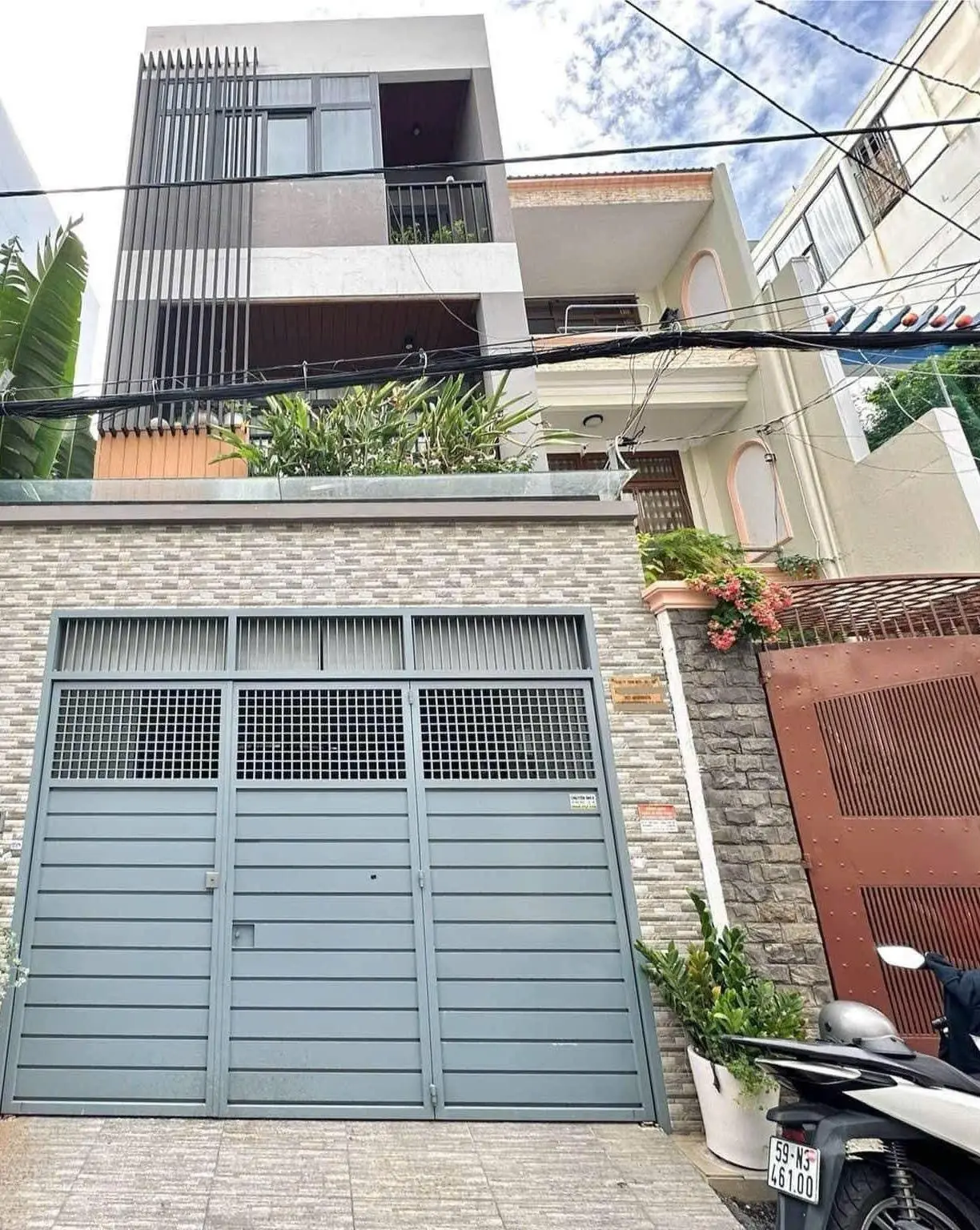Kẹt vốn làm ăn cần bán nhà hẻm ô tô Vũ Tùng Bình Thạnh. Giá 3tỷ7, Diện tích 50,4m2