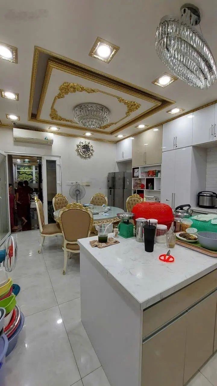 Bán biệt thự lô góc Thạch Thị Thanh, Tân Định Q1, hầm, 6 lầu chỉ 55 tỷ