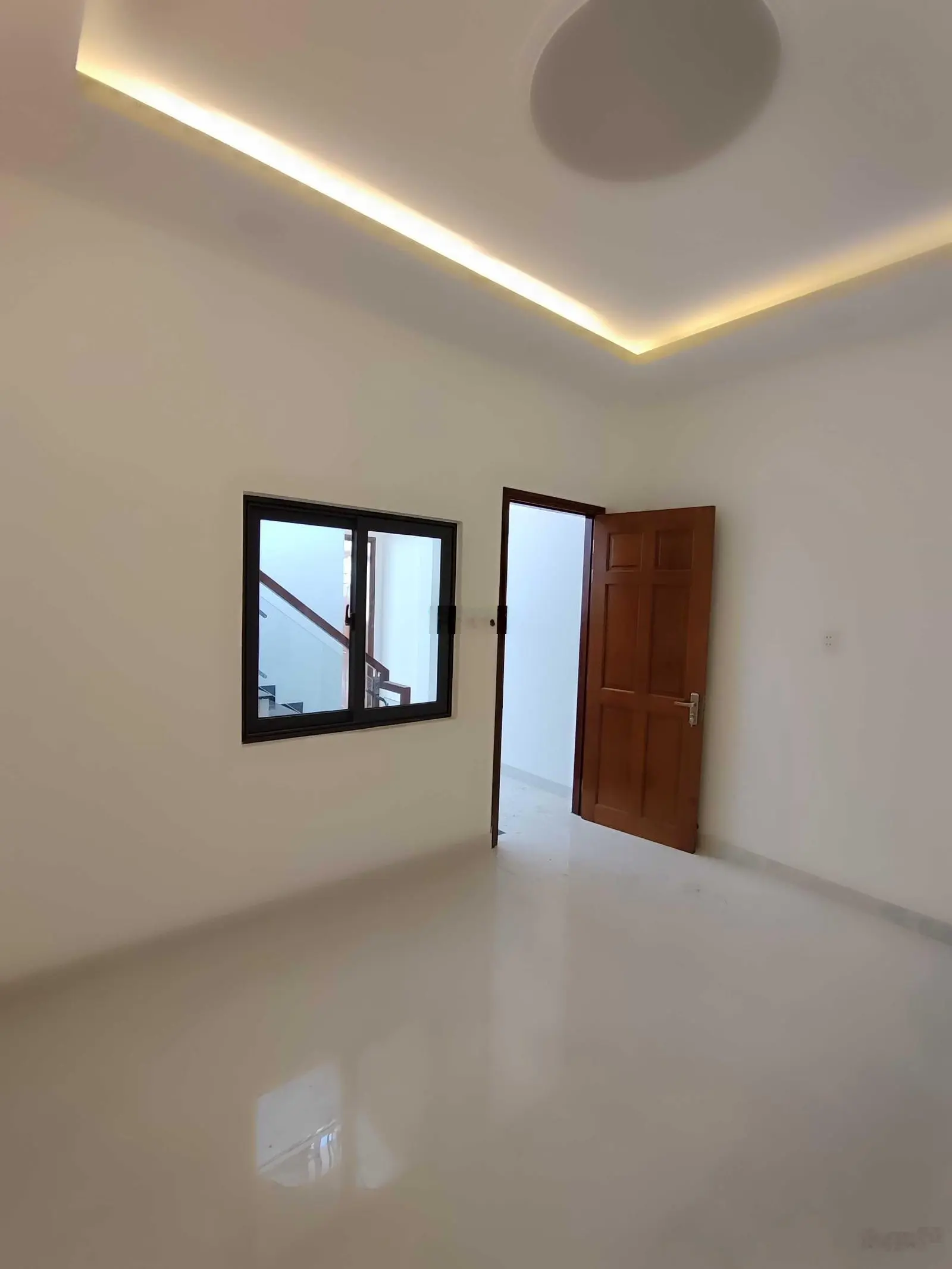 Bán nhà mới xây 100% KDC Bình Phú 4x10 2 lầu 1T